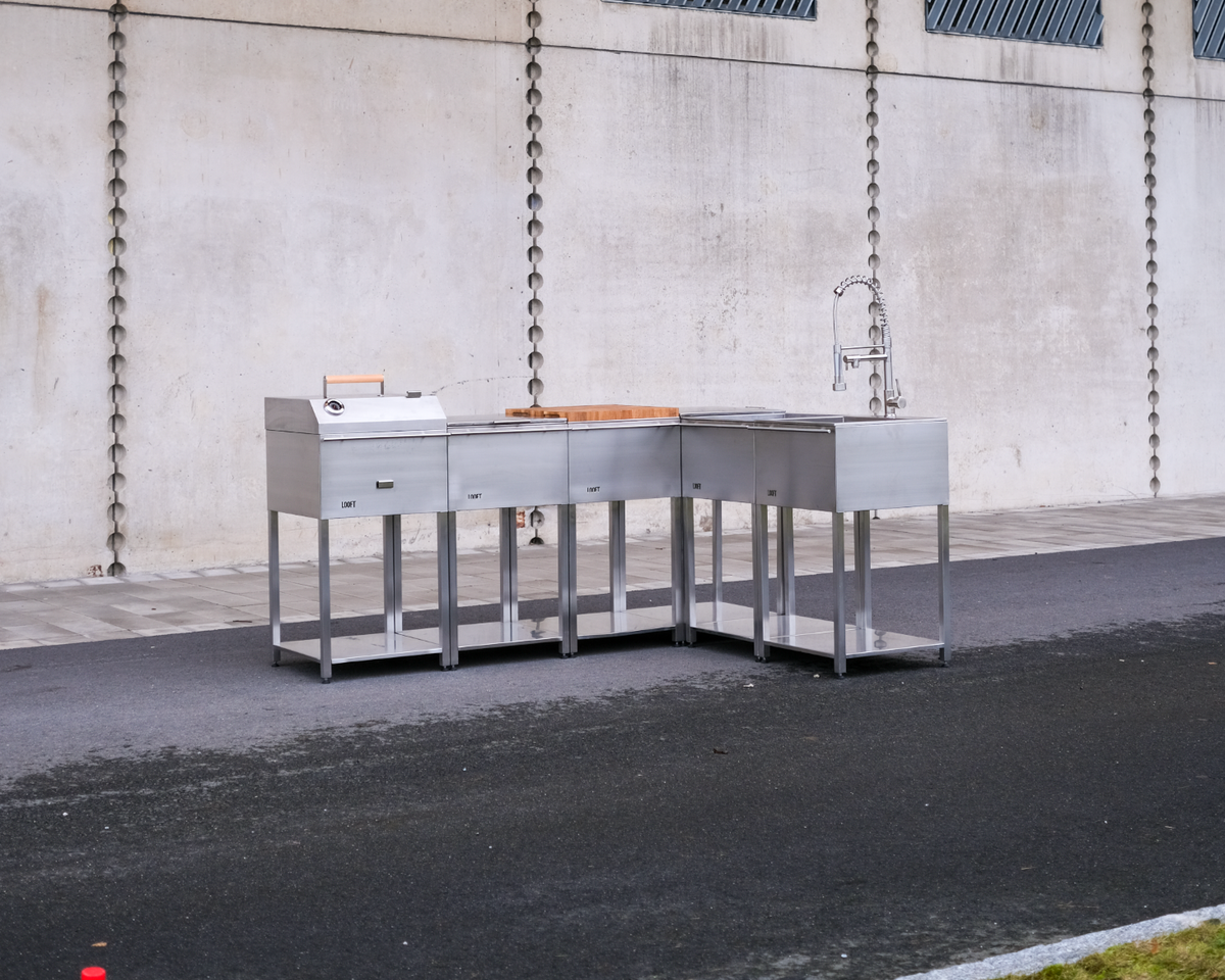 L-Shaped Outdoor Kitchen