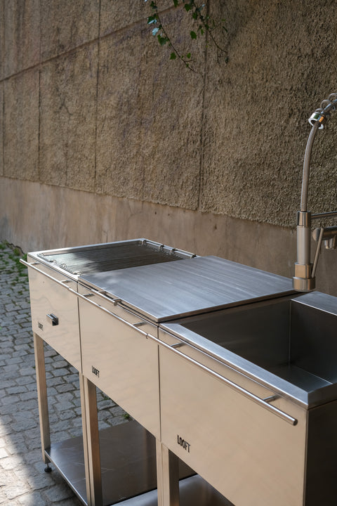Outdoor Kitchen Counter